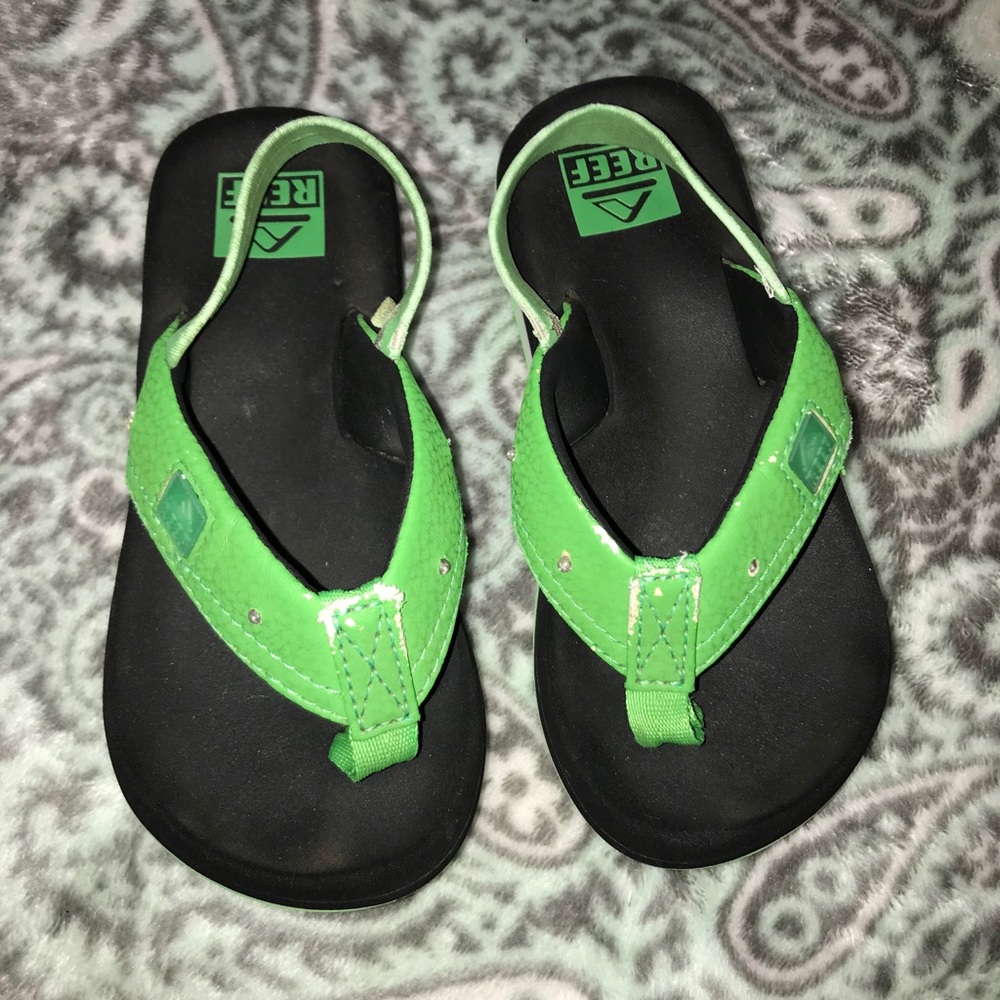 Girls Shoe Bundle of 3 (Size 7/8) - Picture 4 of 5